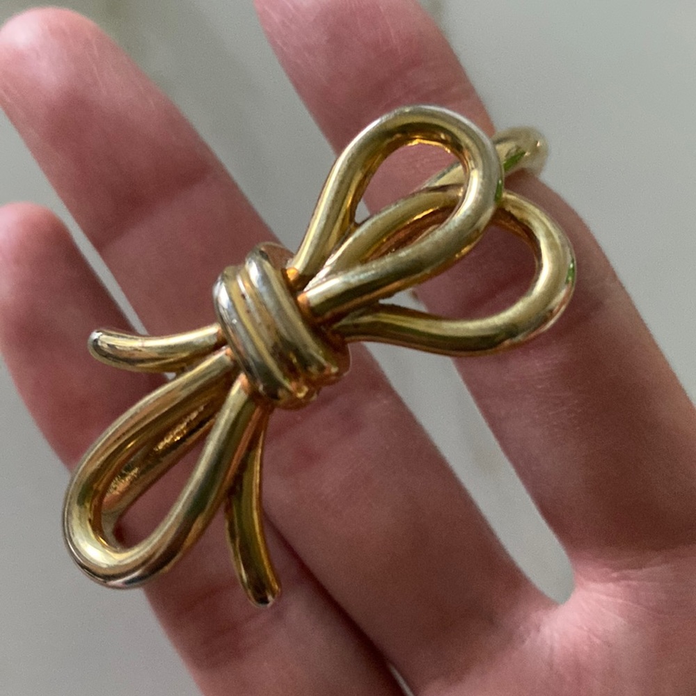 Bow 💝 Bangle